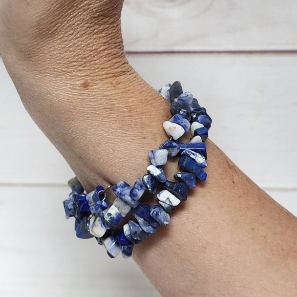 Sodalite Coil Wrap Beaded Bracelet Handmade - New - Picture 5 of 8
